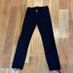 2/$25 Goldsign// misfit straight leg fray, size 31